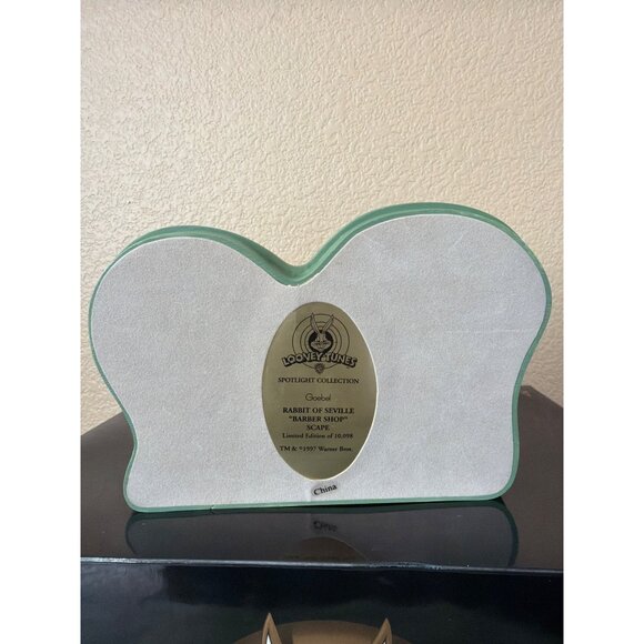 Goebel Looney Tunes Rabbit of Seville Bugs Fudd Scape 3-Pc Barber Set w/FLAWS - Picture 7 of 16